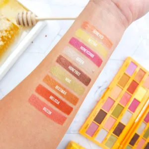 پالت سایه چشم عسل رولوشن Revolution Honey