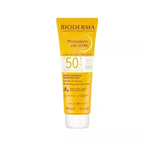 لوسیون ضد آفتاب بی رنگ خانواده بایودرما مرطوب کننده و آبرسان انواع پوست حساس 200میل SPF50