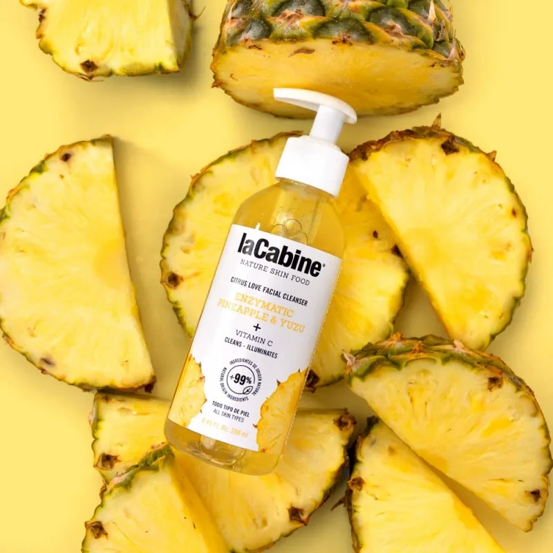 شوینده آنزیمی لاکابین روشن کننده حاوی ویتامین سی و آنزیم آناناس مناسب انواع پوست کد 6799 حجم 250 میل Citrus Love Cleaner