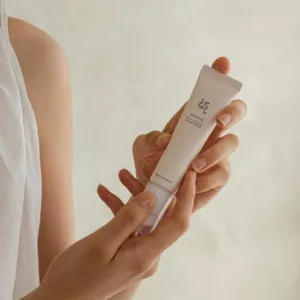 سرم دور چشم رتینول و جنسینگ بیوتی آف جوسئون ضد چروک و تیرگی