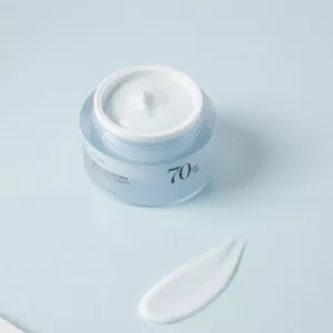 کرم مرطوب کننده و تقویت کننده شیره توس آنوا Anua