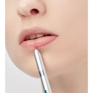 خط لب بادوام شمعی بی کالر
