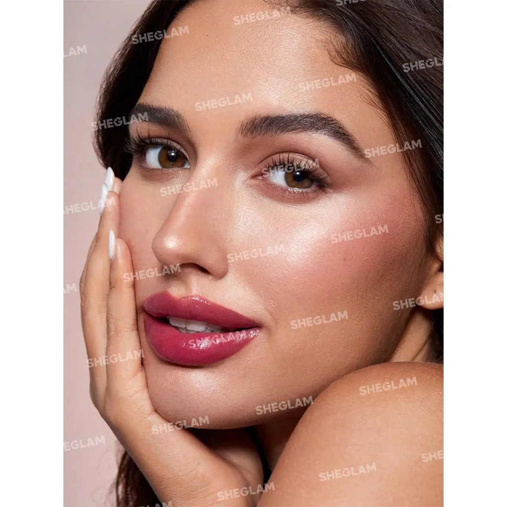 لیپ گلاس شیگلم سر پد دار اسفنجی مدل pout pillow