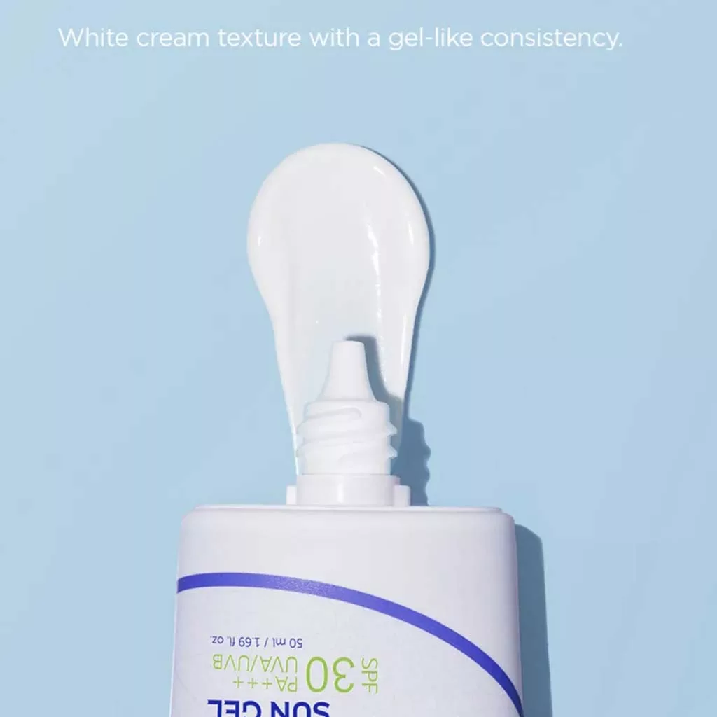 ضدآفتاب کرمی ایزنتری هیالورونیک اسید spf30