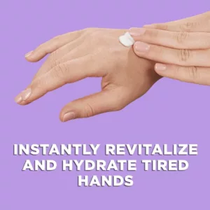 کرم دست سنت ایوز بلو بری آکای بری دانه چیا REVITALIZING