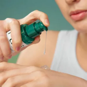 سرم پیوریتو وندر تسکین دهنده حاوی سنتلا Purito