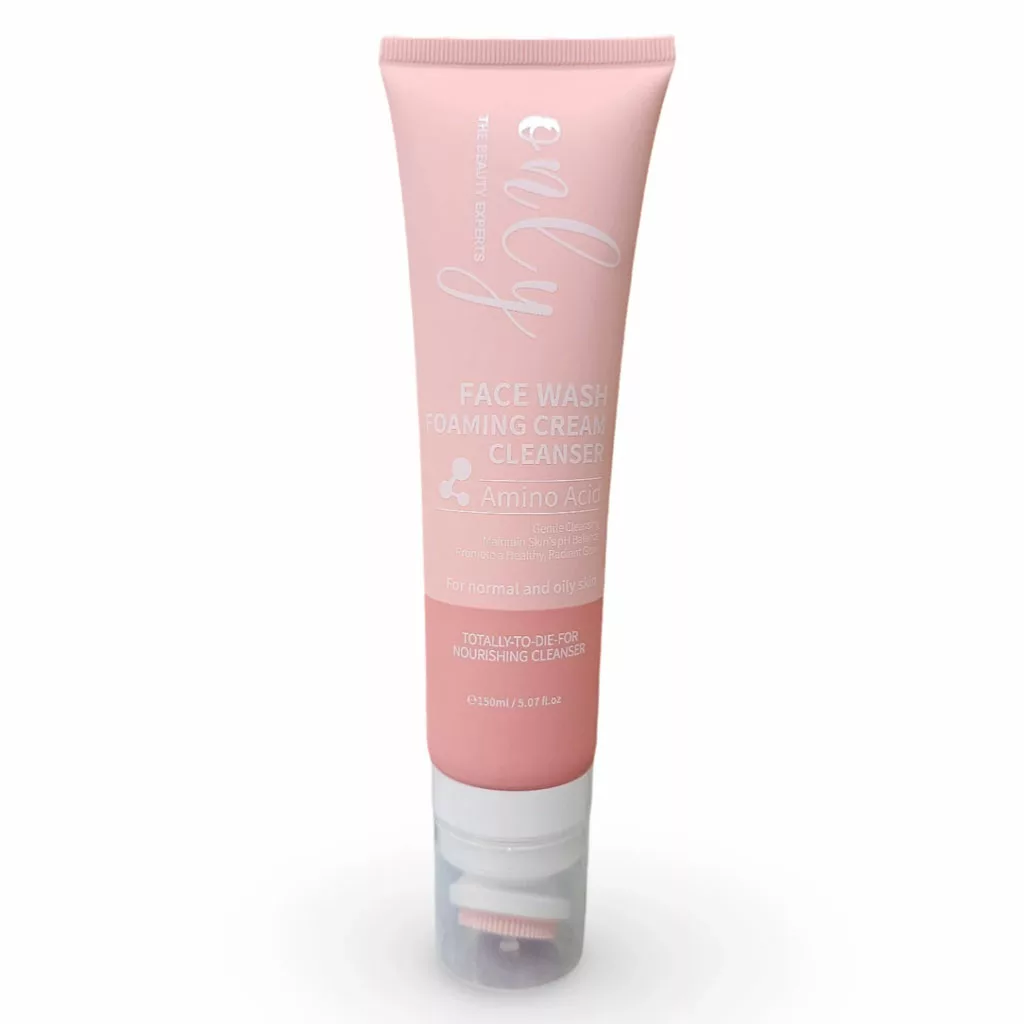 شوینده فومی کرمی اونلی حاوی آمینو اسید پوست نرمال تا چرب