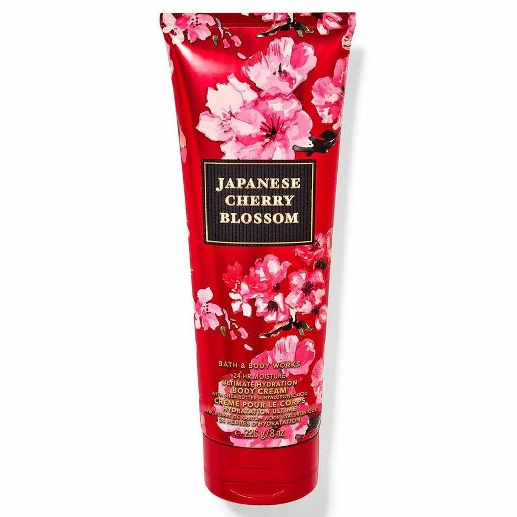 کرم بدن آبرسان بث اند بادی ورکز مدل شکوفه گیلاس ژاپنی Japanese cherry