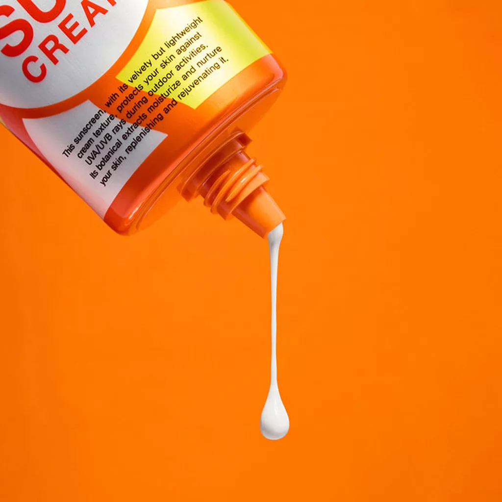 ضدآفتاب oil free فارم استی بدون چربی farm stay UV DEFENCE