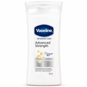 لوسیون رطوبت رسان قوی وازلین advanced strength