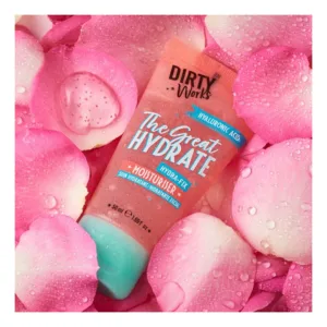 مرطوب کننده و آبرسان درتی ورکز حاوی هیالورونیک اسید محصول انگلیس