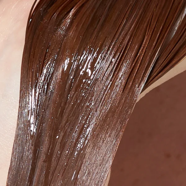 لوسیون آبرسان و مرطوب کننده میلک شیک مناسب موهای خشک