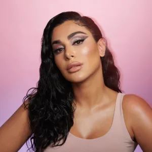 پالت سایه رز کوارتز هدی بیوتی huda beauty rose quartz pallete