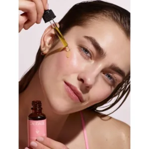 روغن کدلی آبرسان و بازسازی کننده پوست صورت بافت سبک و بدون چربی cuadalie overnight oil