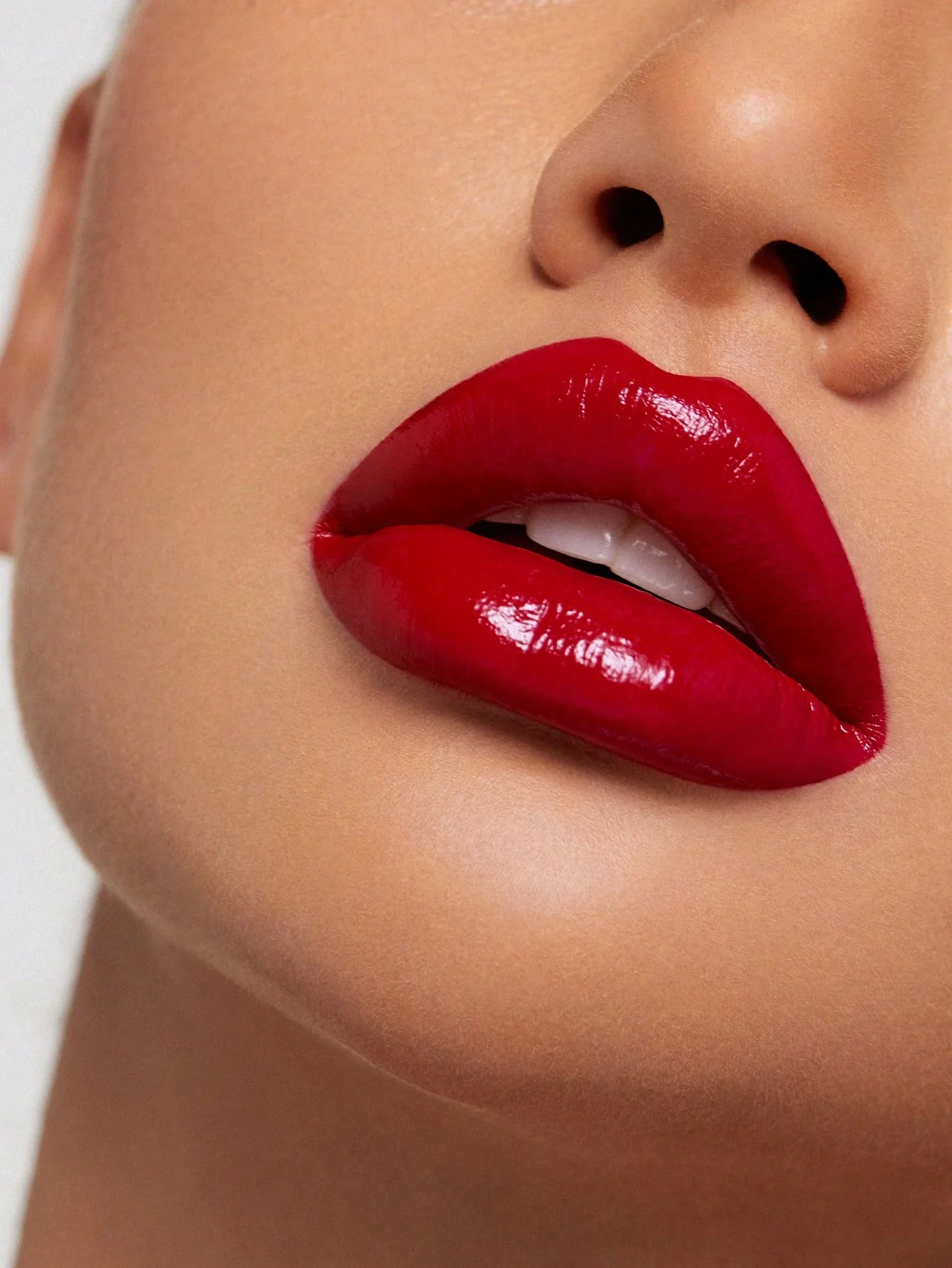 رژ لب شیگلم Creme Allure Lipstick