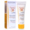 ضد آفتاب ضد لک بی رنگ باودرما Photoderm AKN Mat SPF 30 4