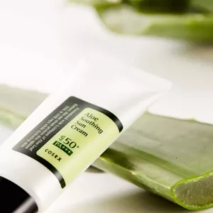 ضد آفتاب آلوئه ورا کوزارکس COSRX مرطوب کننده و تسکین دهنده SPF50 +++PA