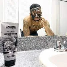 ماسک صورت پیل آف ژلی فریمن خاکستر آتشفشانی پاکسازی کننده و لایه بردار مناسب آقایان