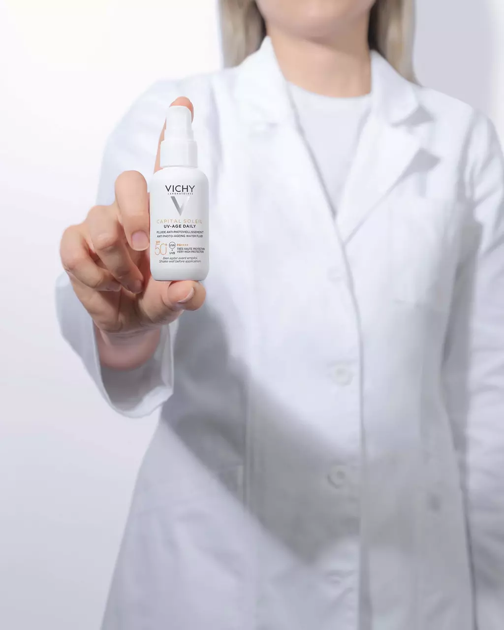 کرم ضد آفتاب ضد چروک لک پیری ویشی 40میل مدل پمپی انواع پوست SPF50